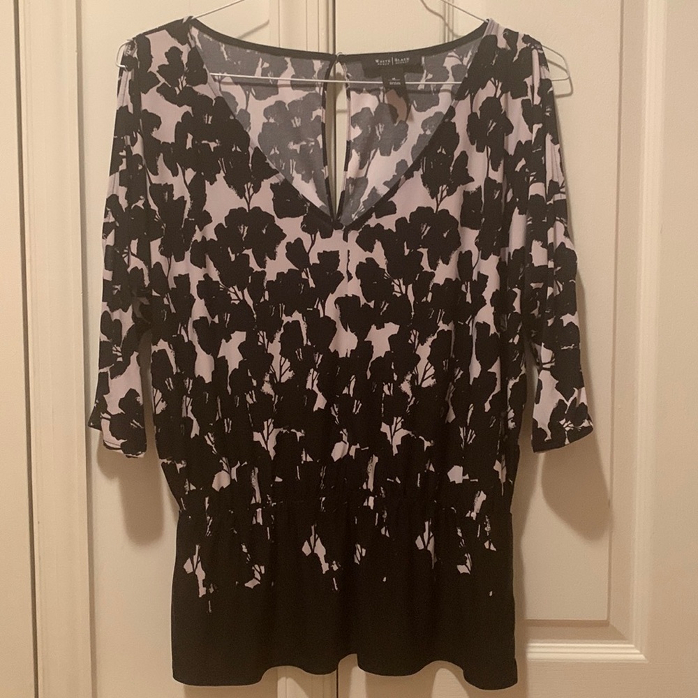 White House Black Market WHBM Woman’s 3/4 Sleeve Floral Shirt Blouse Size Medium